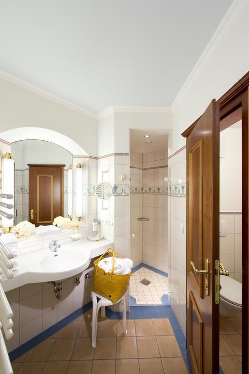 Parkhotel Bad Füssing Zewnętrze zdjęcie